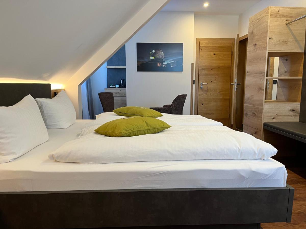 פולדה Hotel Gasthof Metzgerei Drei Linden מראה חיצוני תמונה