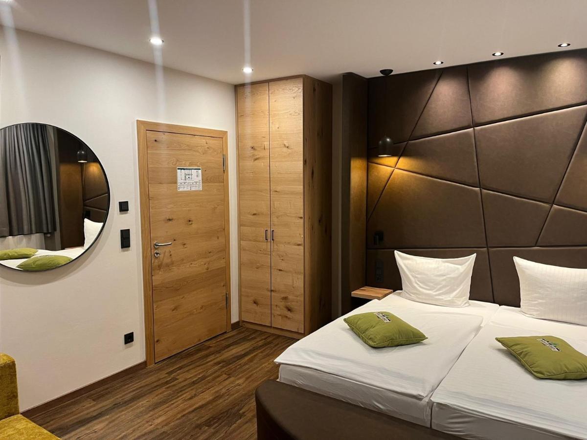פולדה Hotel Gasthof Metzgerei Drei Linden מראה חיצוני תמונה