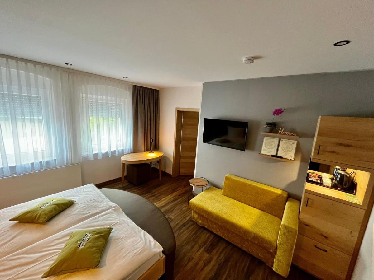 פולדה Hotel Gasthof Metzgerei Drei Linden מראה חיצוני תמונה